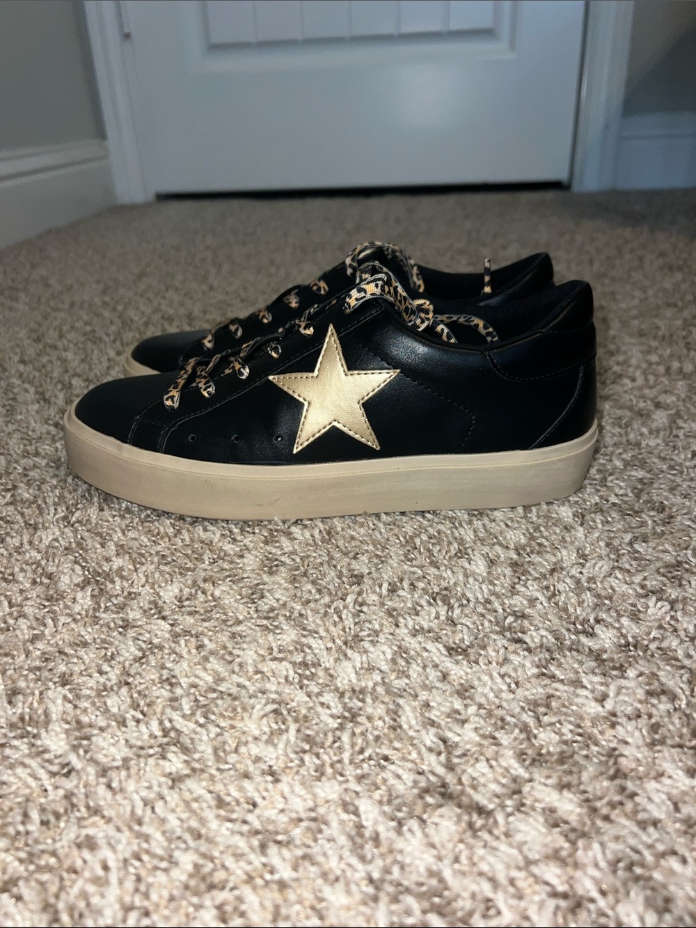 EUC! SHUSHOP Black & Leopard Platform Fashion Sneakers with Logo Sz 9!